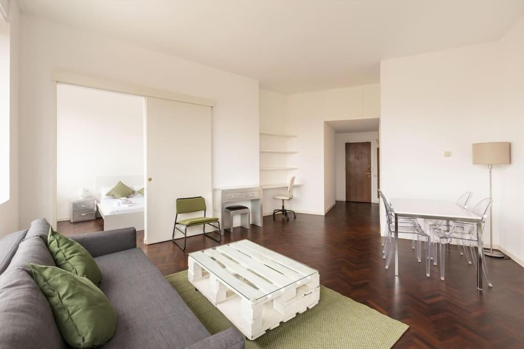 Elegante Bilocale Porta Genova - Mirable Pm Apartment Милано Екстериор снимка